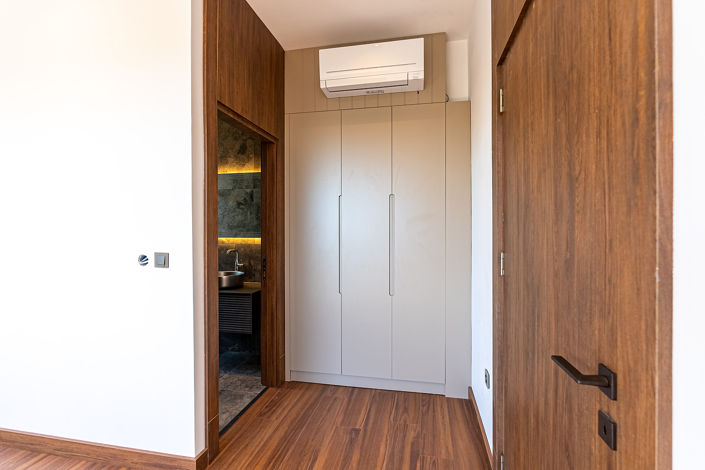 Image No.55-4 Bed House/Villa for sale