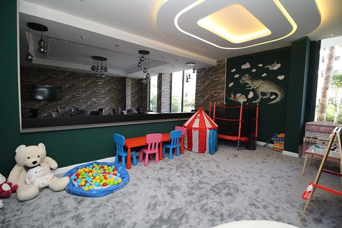 Image No.10-4 Bed Apartment for sale