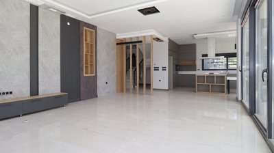Interior 2