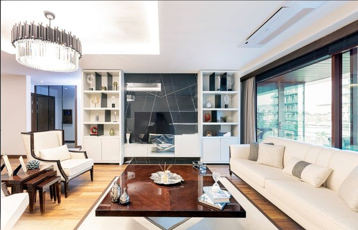 Image No.35-5 Bed Apartment for sale