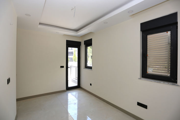 Image No.23-1 Bed Apartment for sale