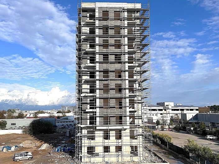 Image No.20-2 Bed Apartment for sale