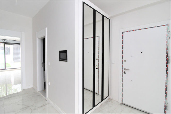 Image No.6-5 Bed House/Villa for sale