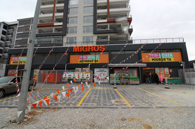 Exterior 4