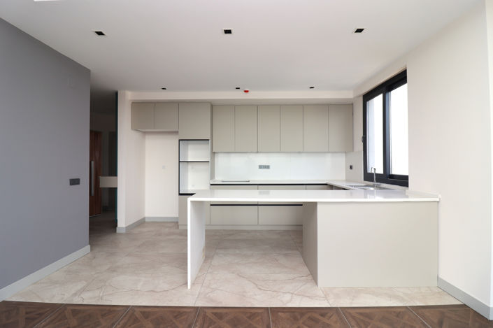 Image No.14-2 Bed Apartment for sale