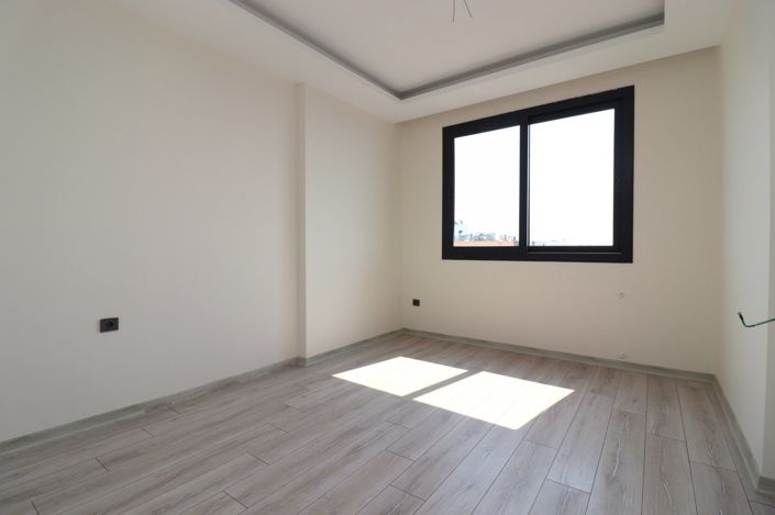 Image No.17-2 Bed Apartment for sale