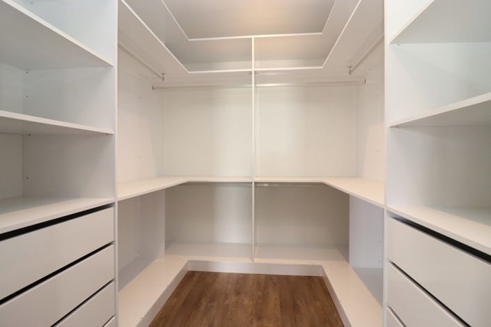 Image No.28-4 Bed Apartment for sale