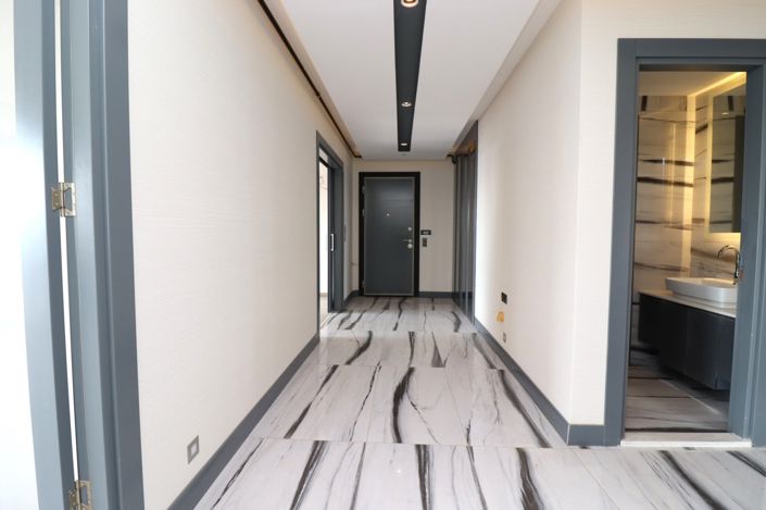 Image No.33-4 Bed Apartment for sale