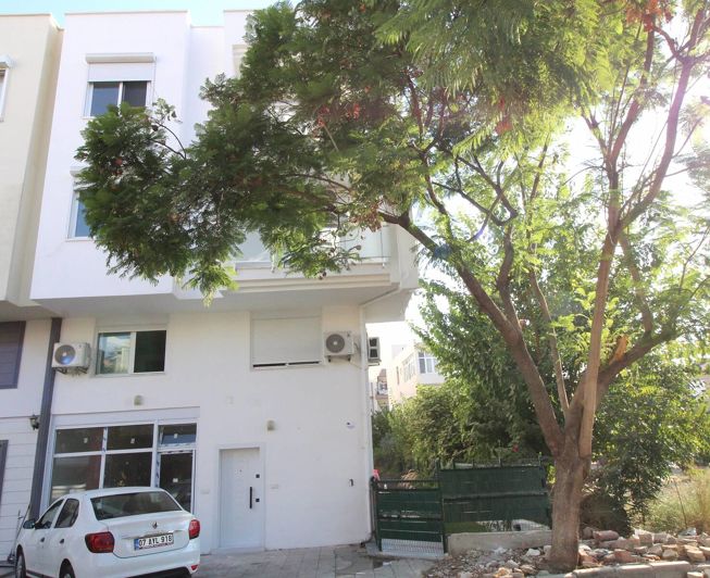 Image No.4-7 Bed House/Villa for sale