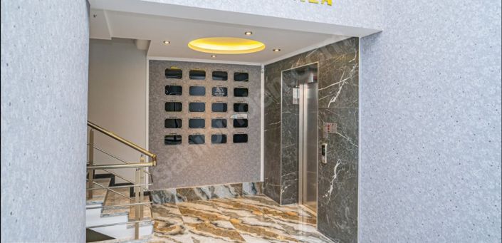 Image No.12-Commercial de 3 chambres à vendre à Figla