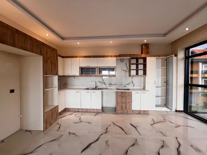 Image No.25-2 Bed Apartment for sale