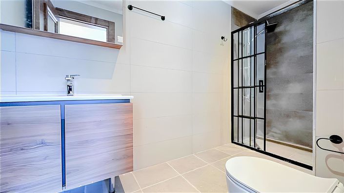 Image No.33-Appartement de 2 chambres à vendre à Büyükhasbahçe