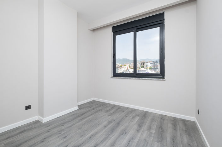 Image No.21-3 Bed Apartment for sale