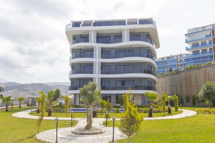 Image No.1-4 Bed Apartment for sale
