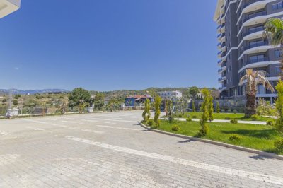 Exterior 8