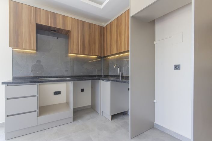 Image No.18-2 Bed Apartment for sale