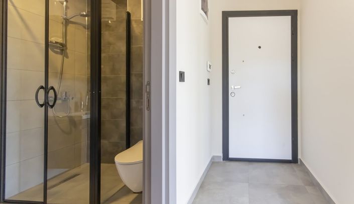 Image No.22-4 Bed Apartment for sale