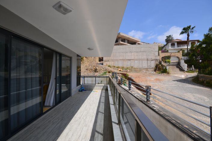 Image No.32-2 Bed Apartment for sale