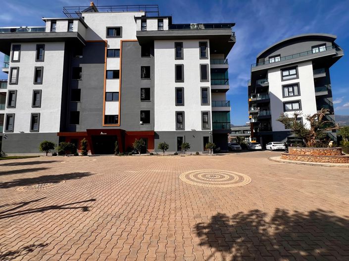 Image No.9-3 Bed Apartment for sale