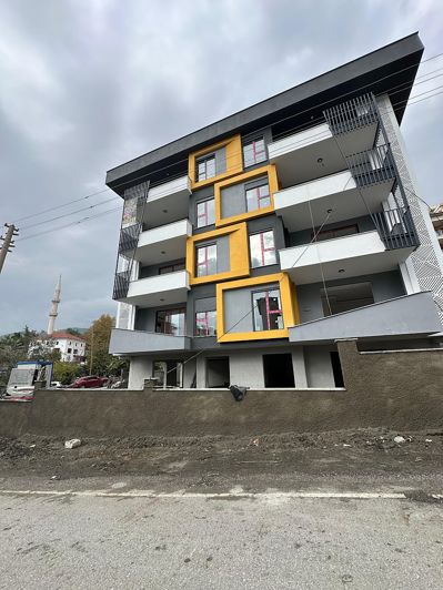 Image No.15-4 Bed Apartment for sale