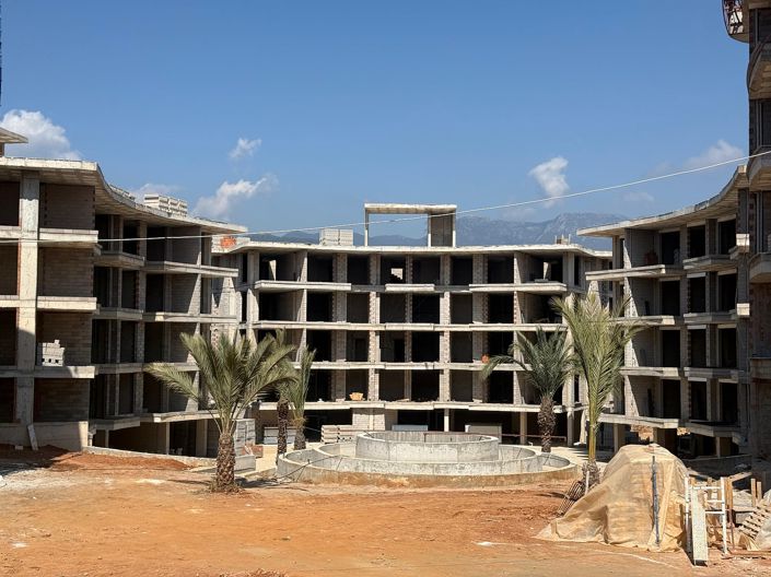 Image No.35-4 Bed Apartment for sale