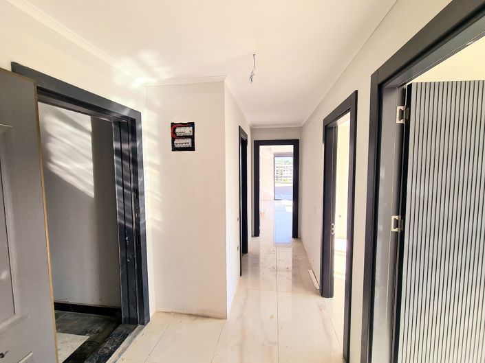 Image No.25-1 Bed Apartment for sale