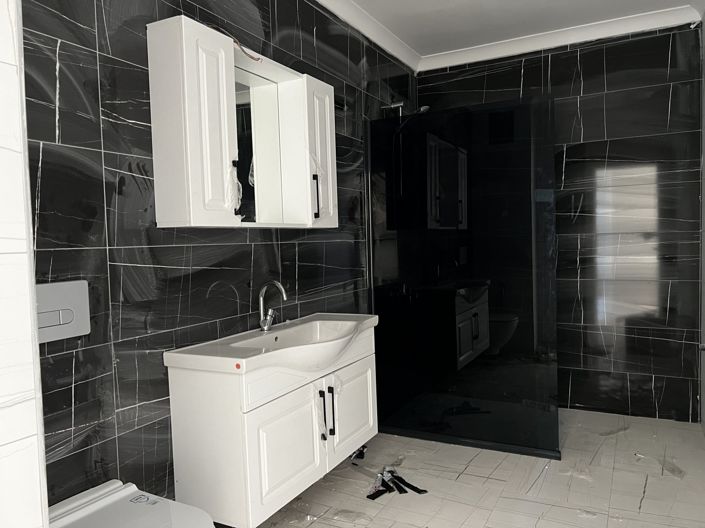 Image No.21-3 Bed Apartment for sale