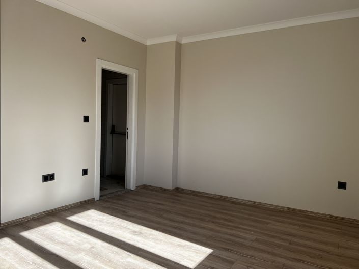 Image No.25-3 Bed Apartment for sale