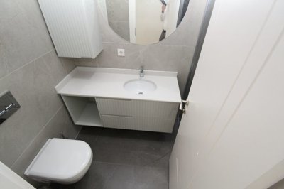 Interior 10