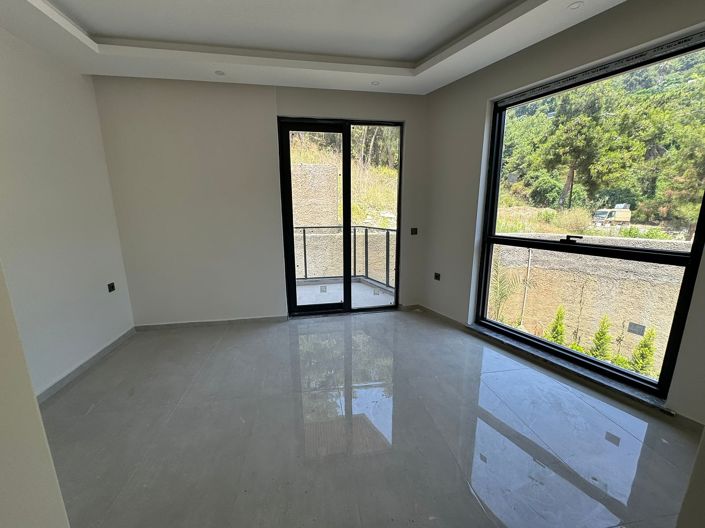 Image No.15-3 Bed Apartment for sale