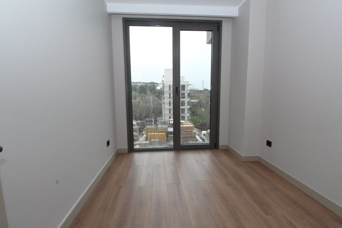 Image No.26-2 Bed Apartment for sale