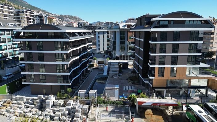 Image No.1-4 Bed Apartment for sale