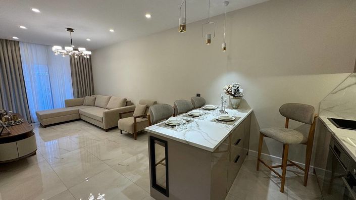 Image No.8-4 Bed Apartment for sale