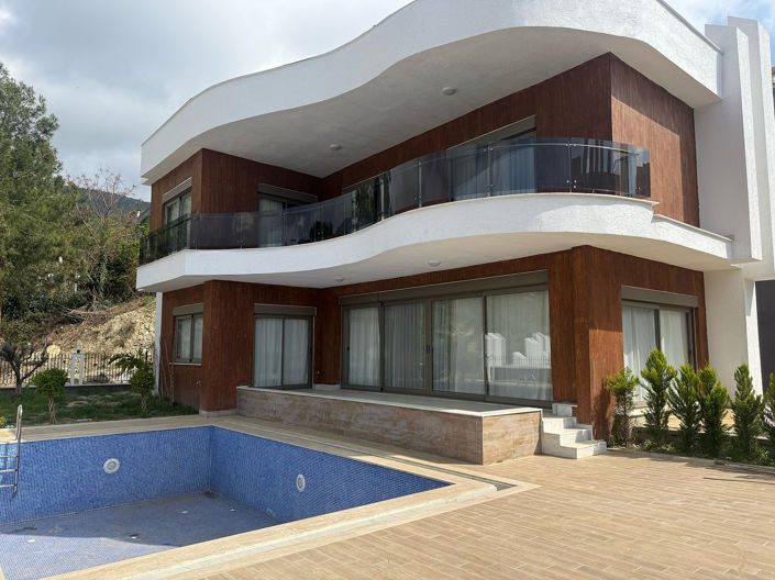 Image No.4-4 Bed House/Villa for sale