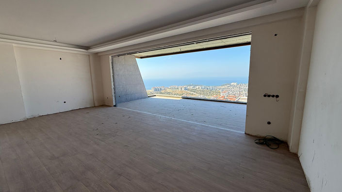 Image No.65-3 Bed Apartment for sale