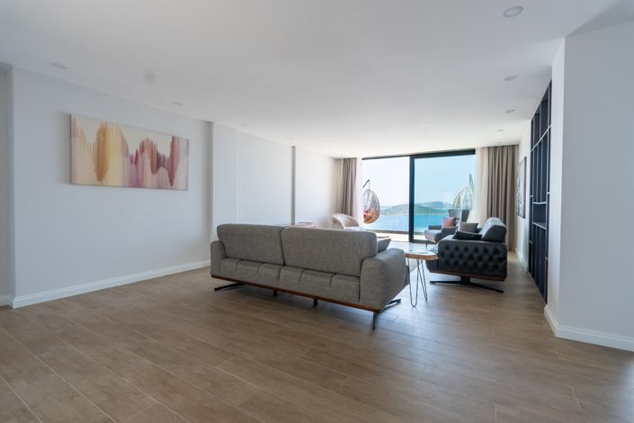 Image No.13-3 Bed Apartment for sale