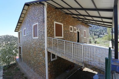 Exterior 5