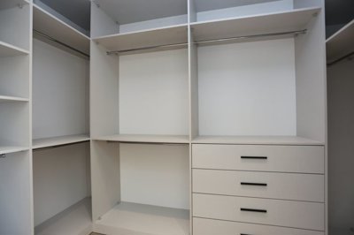 Interior 7