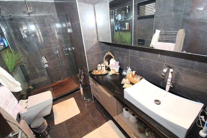 Image No.30-5 Bed House/Villa for sale