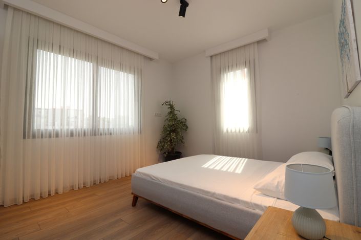 Image No.23-1 Bed Apartment for sale