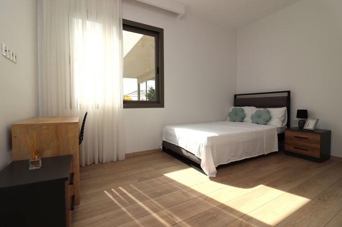 Image No.25-2 Bed Apartment for sale