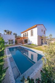 1 - Güllük, House/Villa