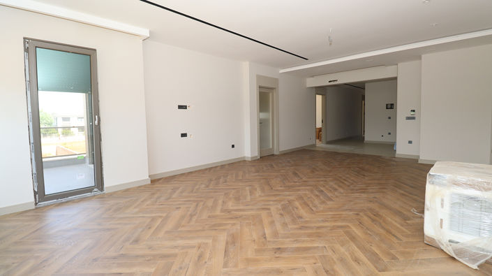 Image No.54-4 Bed Apartment for sale