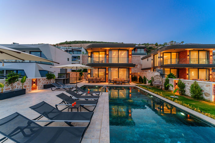 Image No.10-4 Bed House/Villa for sale