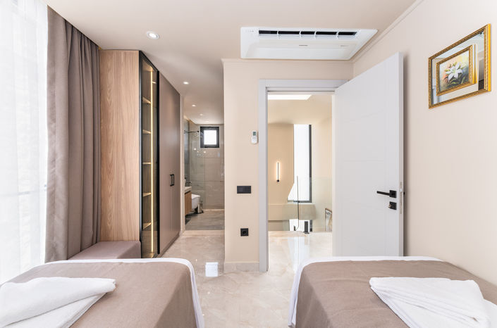 Image No.37-4 Bed House/Villa for sale