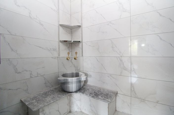 Image No.18-4 Bed Apartment for sale