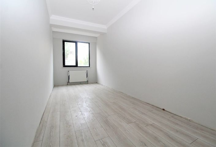 Image No.10-4 Bed Apartment for sale