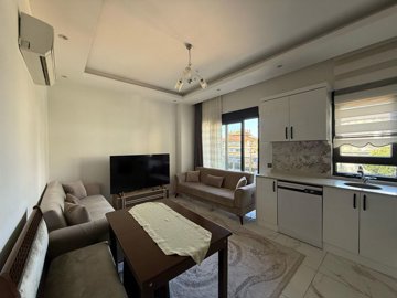 Interior 3