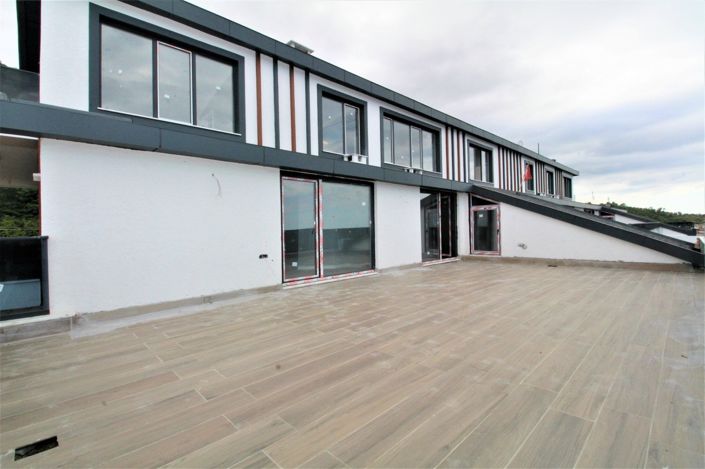 Image No.32-3 Bed Apartment for sale