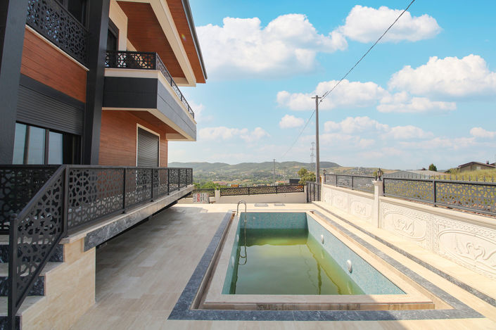 Image No.8-5 Bed House/Villa for sale